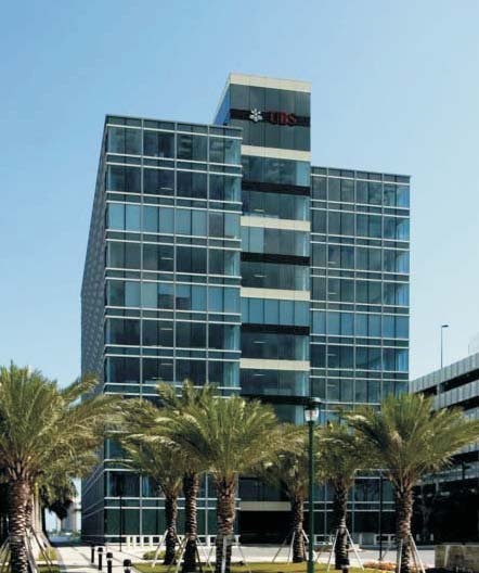 aventura harbour centre exterior